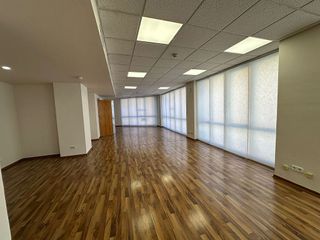 Oficina en alquiler en La Plana en Esplugues de Llobregat