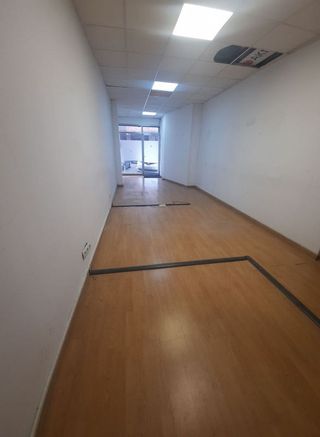 Local comercial en alquiler en Centre en Sant Boi de Llobregat