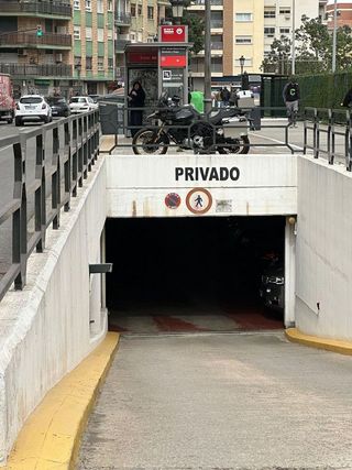 Garaje en venta en La Constitución - Canaleta en Mislata