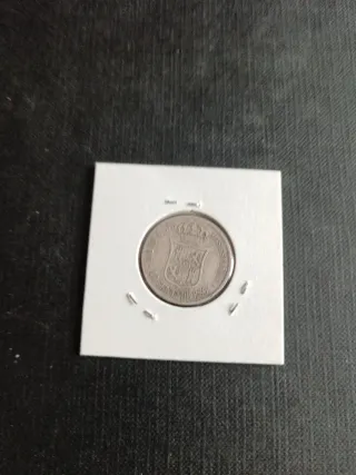 Lote 3 monedas: 1 plata y 2 Govierno Español