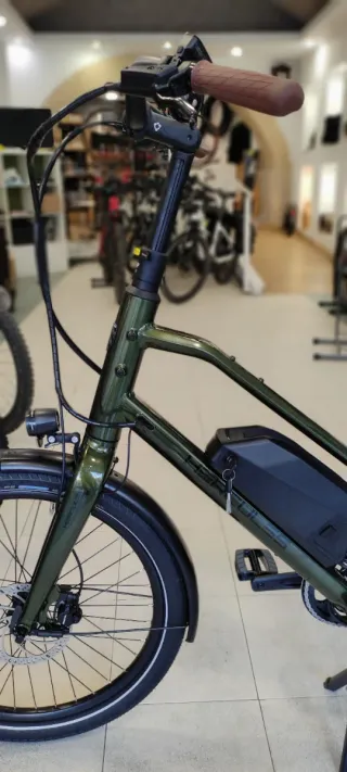 Bici eléctrica compacta