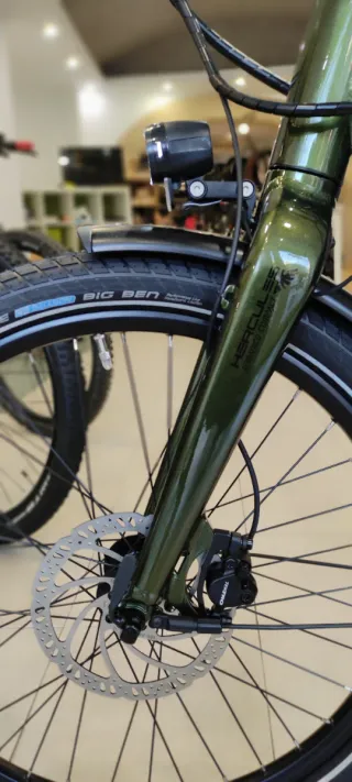 Bici eléctrica compacta