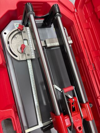 Cortadora de azulejos Rubi TX-700