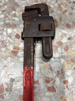 llave de grifa 24 “ y 18”