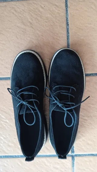 Zapatos tipo Derby Antelina Negra Suela Track 43