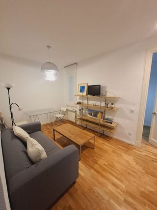 Piso en alquiler en Almagro en Madrid