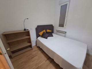 Piso en alquiler en Almagro en Madrid