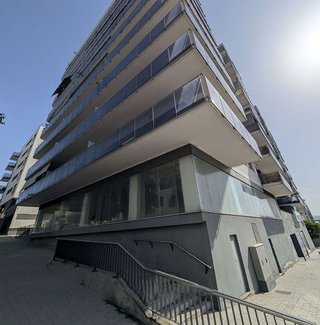Local comercial en venta en Les Planes en Sant Joan Despí