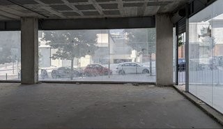 Local comercial en venta en Les Planes en Sant Joan Despí