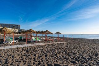 Piso en alquiler en La Carihuela en Torremolinos