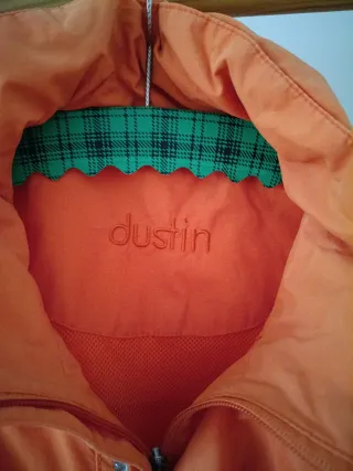 Cazadora impermeable caballero naranja