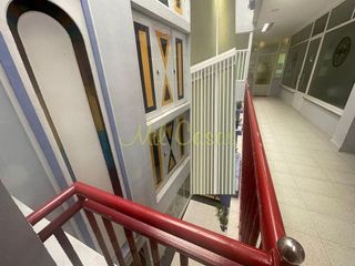 Local comercial en venta en Noia