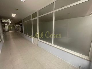 Local comercial en venta en Noia