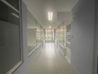 Local comercial en venta en Noia