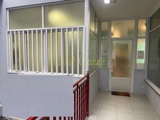 Local comercial en venta en Noia