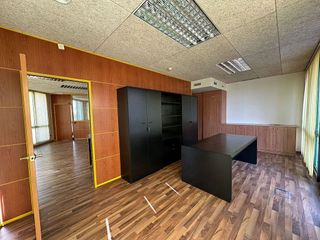 Oficina en alquiler en La Plana en Esplugues de Llobregat