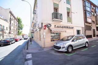 Piso en alquiler en Cuatro Caminos en Madrid