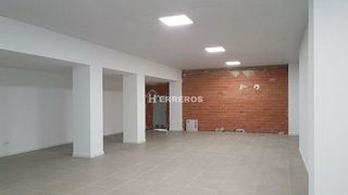 Local comercial en venta en Cascajos - Piqueras en Logroño