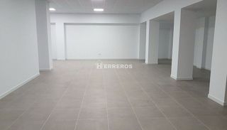 Local comercial en venta en Cascajos - Piqueras en Logroño