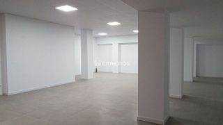 Local comercial en venta en Cascajos - Piqueras en Logroño