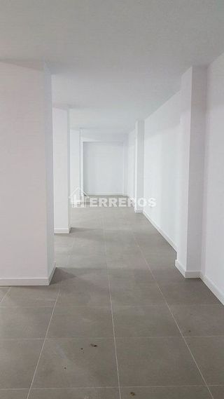 Local comercial en venta en Cascajos - Piqueras en Logroño