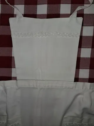 Delantal Blanco Tergal Medidas, largo: 78 Ancho:64