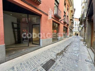 Local comercial en alquiler en Casc Antic en Vic