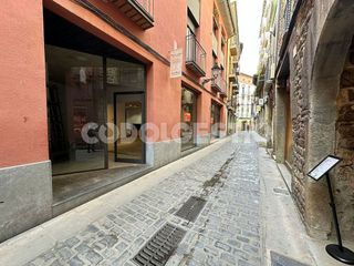 Local comercial en alquiler en Casc Antic en Vic
