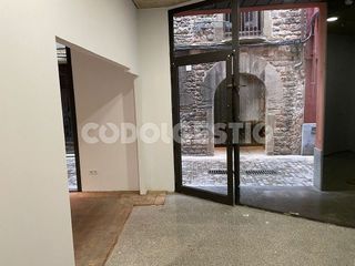 Local comercial en alquiler en Casc Antic en Vic
