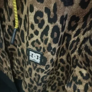 Abrigo DC Shoes leopardo