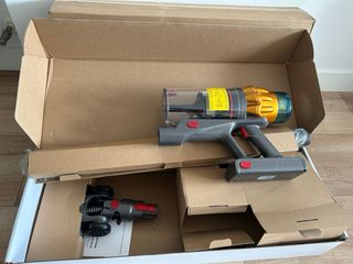 Aspiradora Dyson V15s Detect Absolute