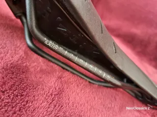 Fizik Arione R5 -Sillín-