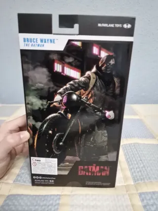 Figura Bruce Wayne The Batman DC Multiverse