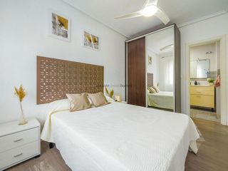 Piso en venta en Playa del Cura en Torrevieja