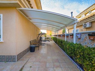 Casa en venta en Nueva Torrevieja - Aguas Nuevas en Torrevieja