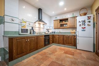 Edificio en venta en Huétor Tájar