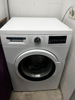 Lavadora Bosch Serie 6 EcoSilence 8kg 1400 rpm
