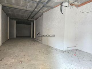 Local comercial en venta en Zona Fernández Ladreda en Pontevedra