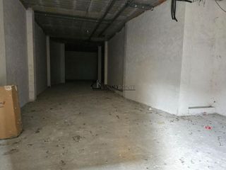Local comercial en venta en Zona Fernández Ladreda en Pontevedra