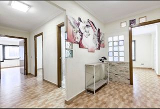 Oficina en venta en Playa Bajadilla - Puertos en Marbella