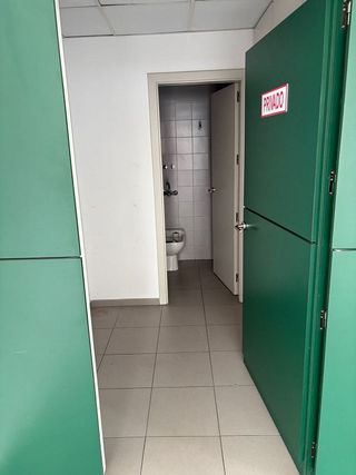 Local comercial en alquiler en Parque Alcosa - Jardines del Edén en Sevilla