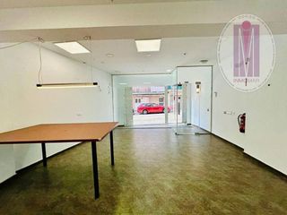 Local comercial en alquiler en Centre en Castelldefels