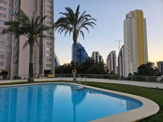 Piso en alquiler en Pueblo Poniente en Benidorm