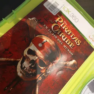 CD Pirata del Caribe ;) y regalo un de Harry Potte