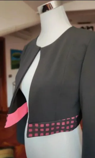 Bolero donna nero con bordo fantasia