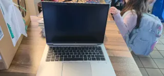 Portátil HP ÉliteBook 845 G11 Argento