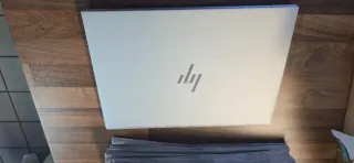 Portátil HP ÉliteBook 845 G11 Argento