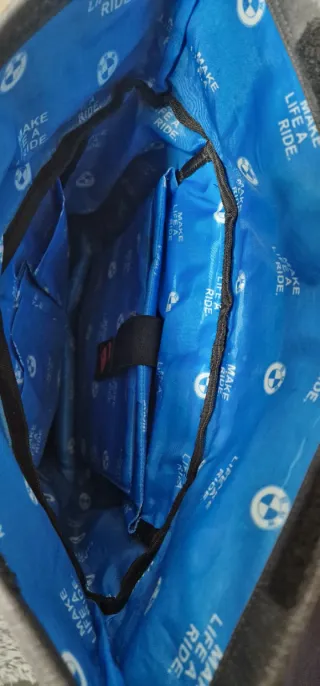 Mochila BMW gris y marrón