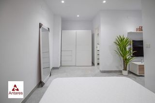 Piso en venta en San Francisco Javier en Granada