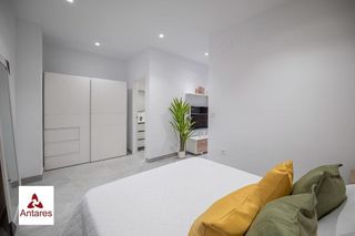 Piso en venta en San Francisco Javier en Granada